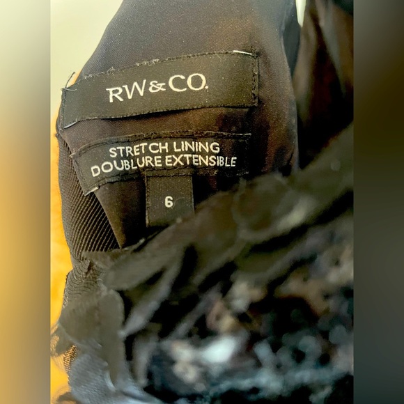 RW&CO black sequinned dress for formal event - Picture 4 of 5